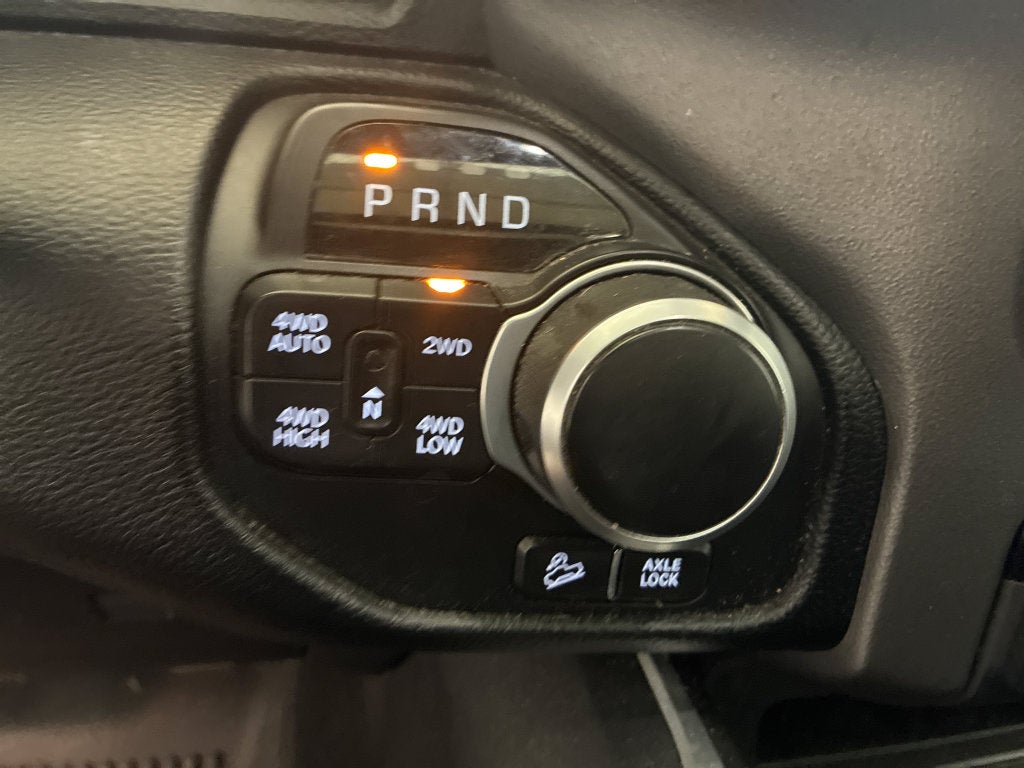 2022 RAM 1500 Big Horn Crew Cab 4x4 5'7' Box