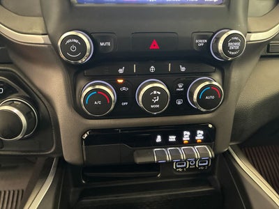 2020 RAM 1500 Big Horn Crew Cab 4x4 5'7' Box