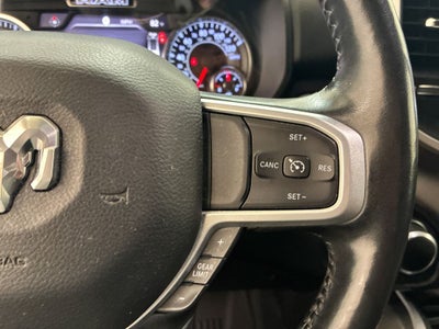 2020 RAM 1500 Big Horn Crew Cab 4x4 5'7' Box