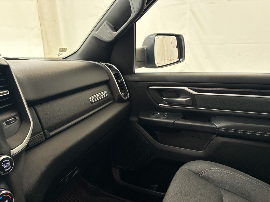 2020 RAM 1500 Big Horn Crew Cab 4x4 5'7' Box