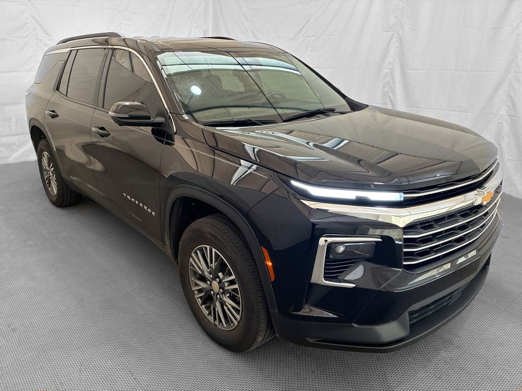 2024 Chevrolet Traverse FWD LT