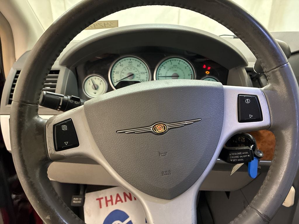2010 Chrysler Town & Country Limited