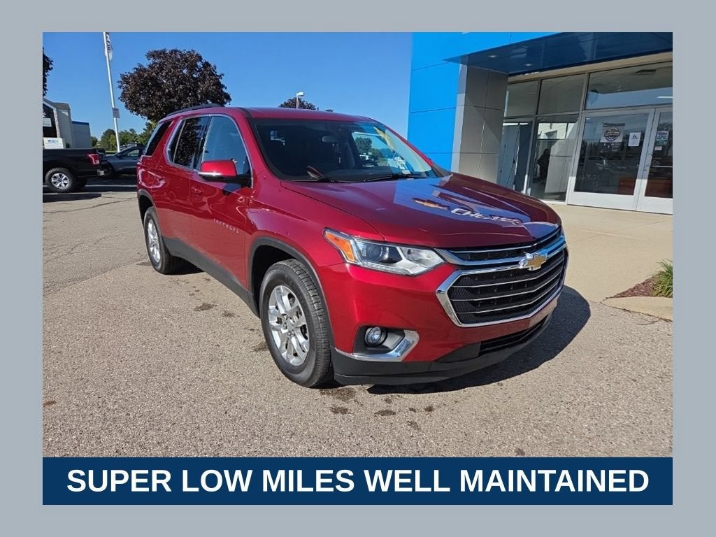 2020 Chevrolet Traverse LT Cloth