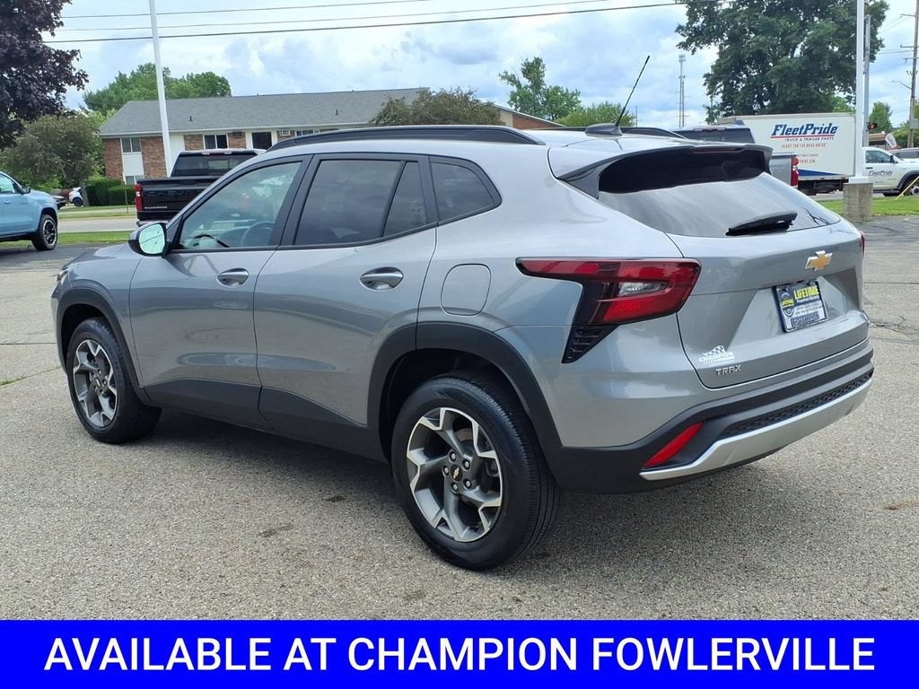 2025 Chevrolet Trax LT