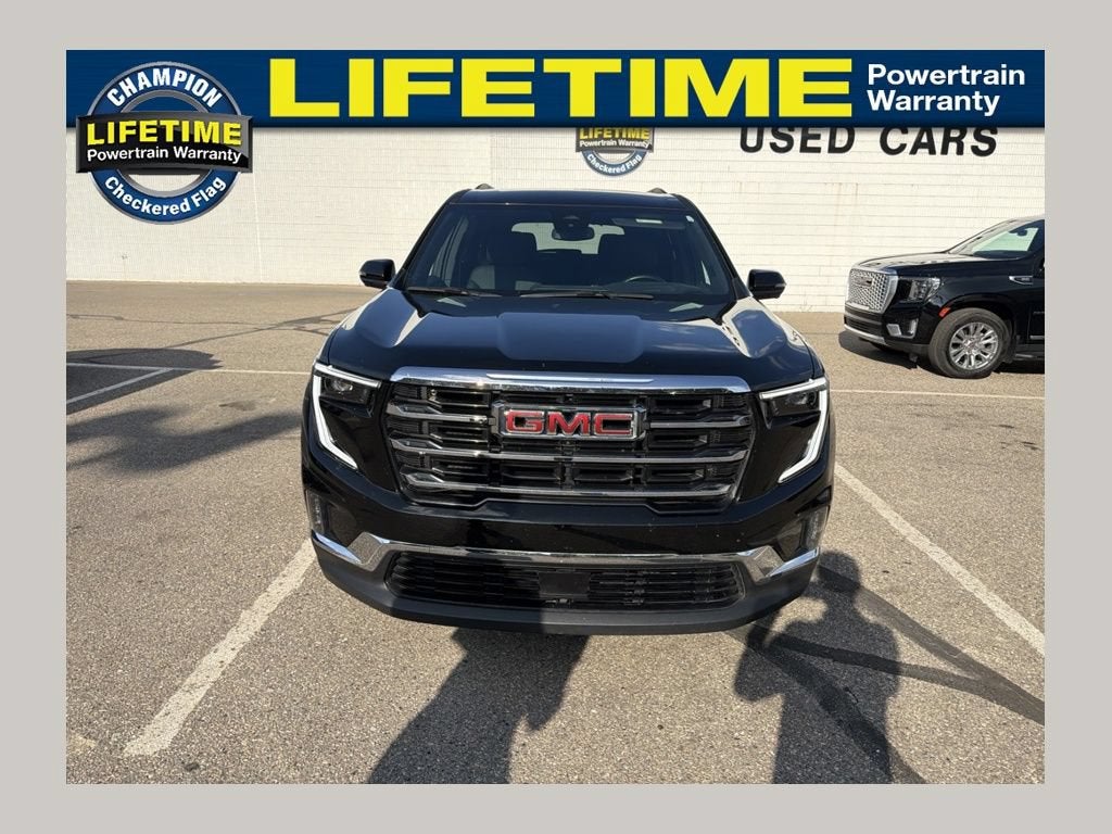 2024 GMC Acadia Elevation
