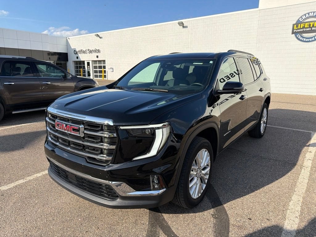 2024 GMC Acadia Elevation