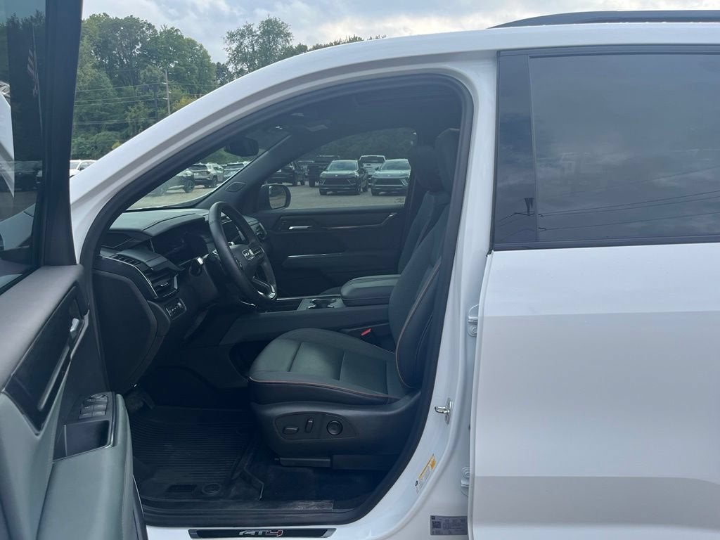 2024 GMC Acadia AT4