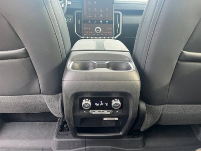 2024 GMC Acadia AT4