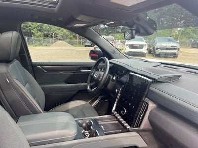 2024 GMC Acadia AT4