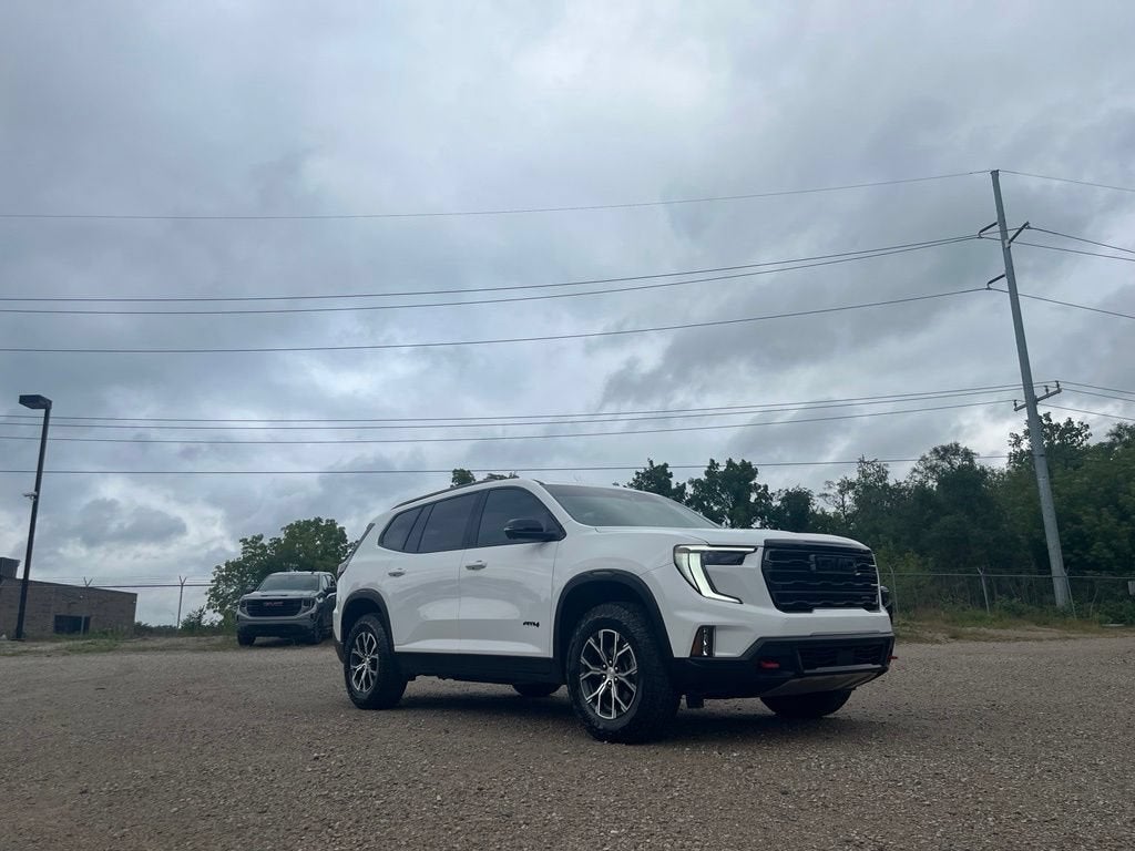 2024 GMC Acadia AT4
