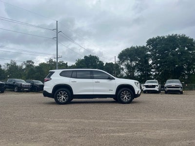 2024 GMC Acadia AT4
