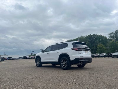 2024 GMC Acadia AT4