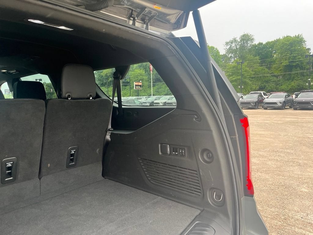2023 GMC Yukon XL SLT