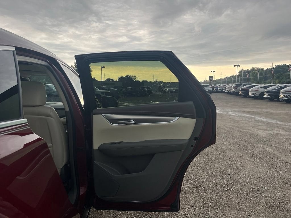 2018 Cadillac XT5 Luxury FWD