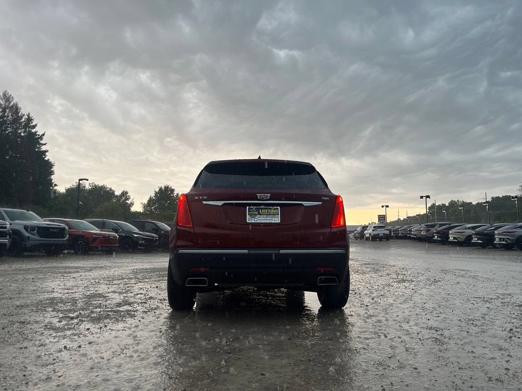 2018 Cadillac XT5 Luxury FWD