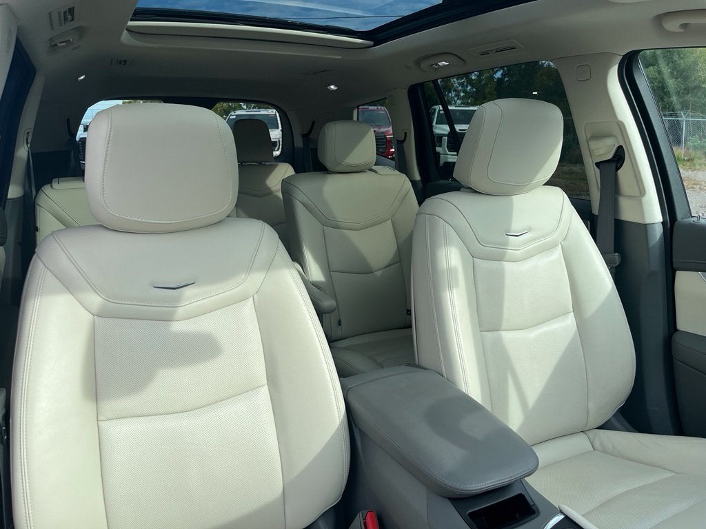 2025 Cadillac XT6 Premium Luxury