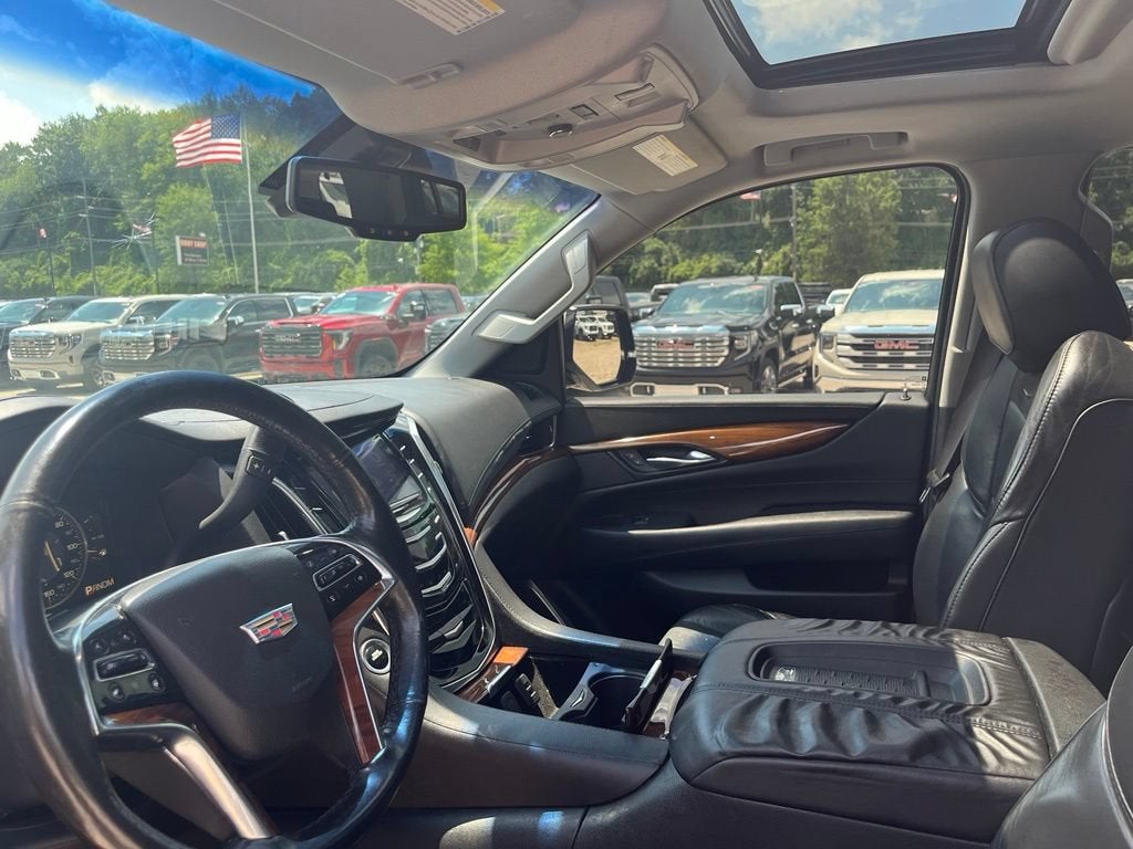 2015 Cadillac Escalade Luxury