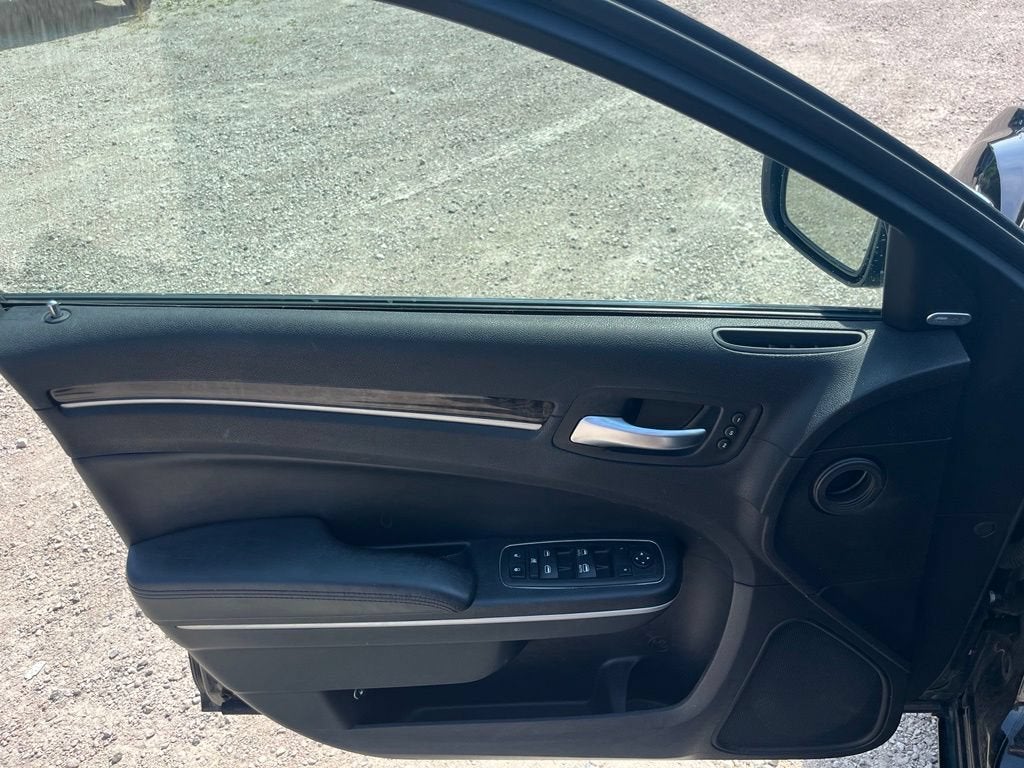 2014 Chrysler 300 300C