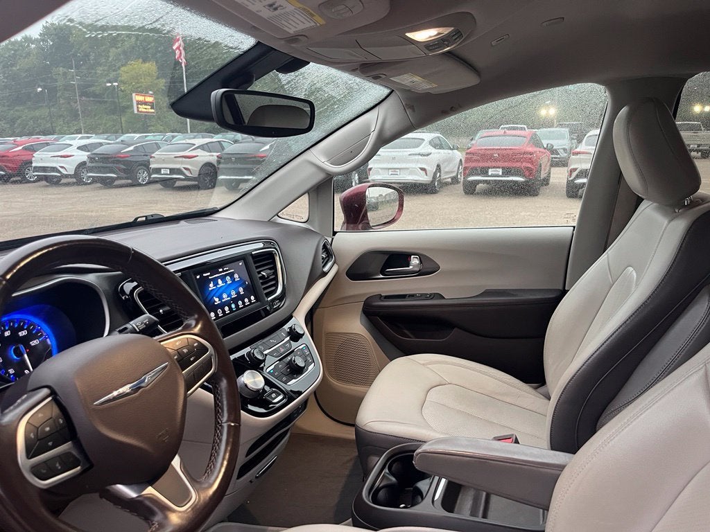 2019 Chrysler Pacifica Touring L