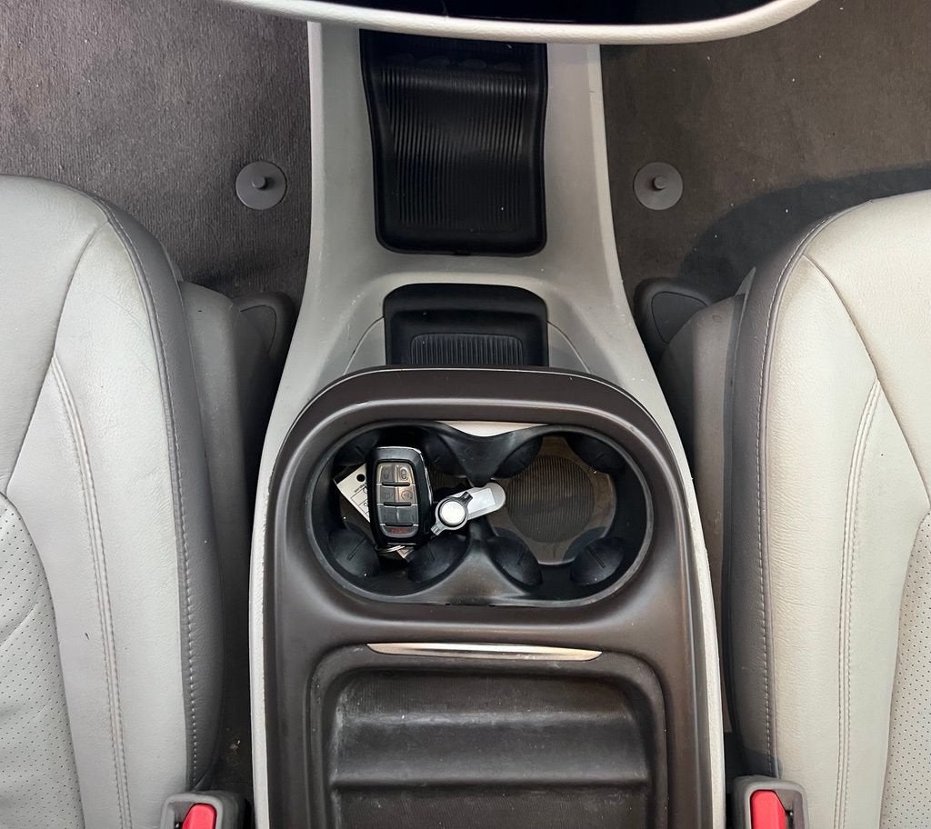 2019 Chrysler Pacifica Touring L
