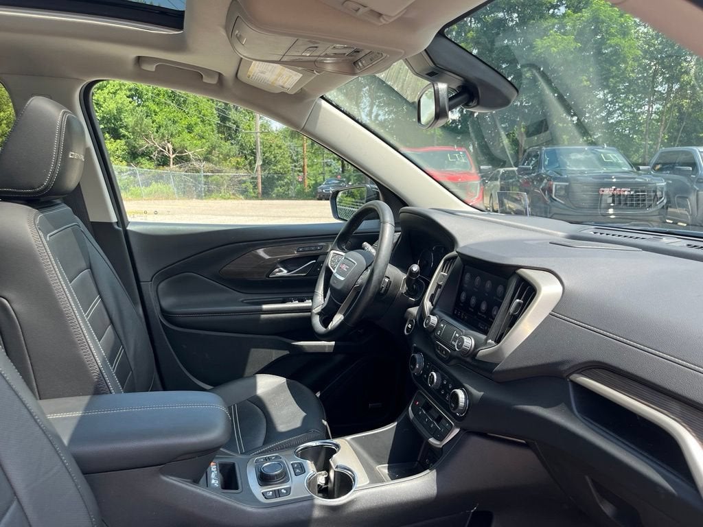 2023 GMC Terrain Denali
