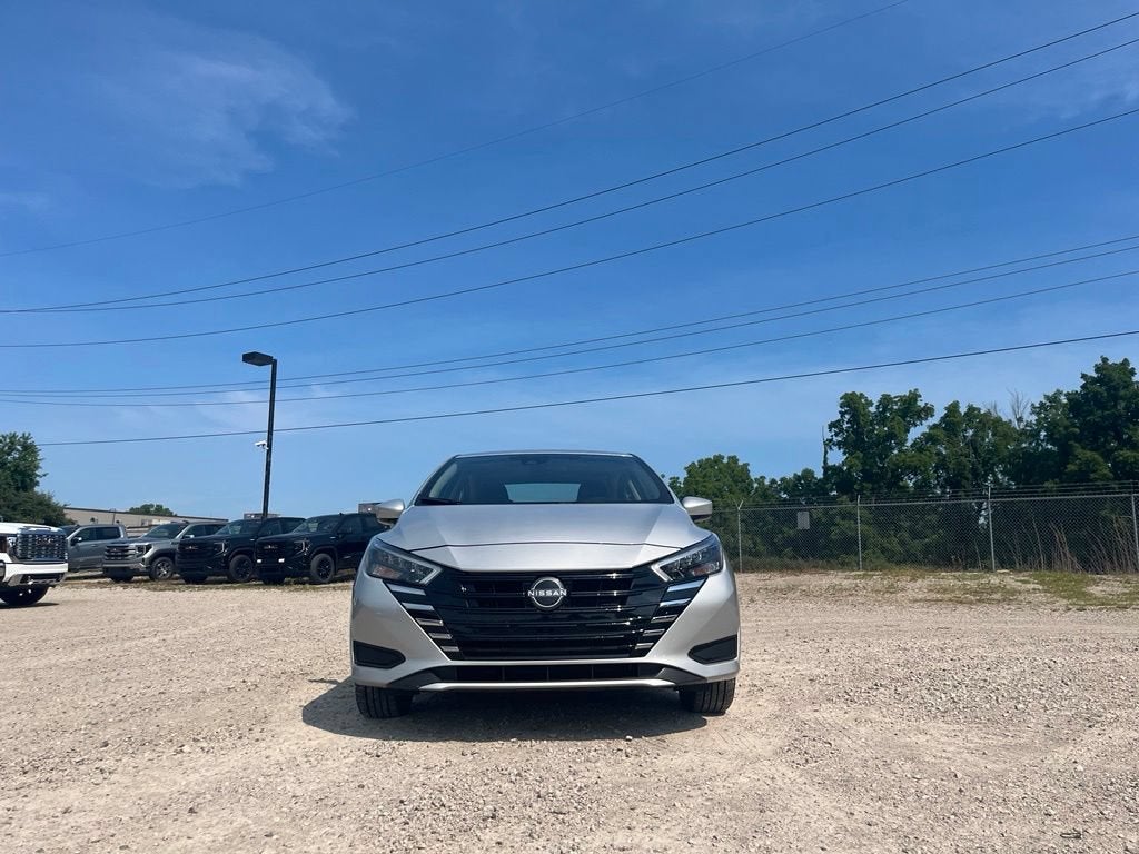 2025 Nissan Versa SV