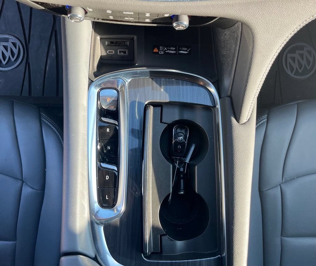 2024 Buick Enclave Essence
