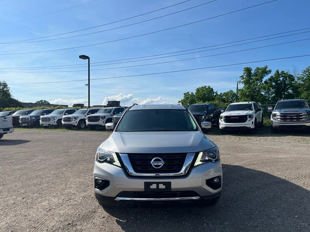 2020 Nissan Pathfinder SL