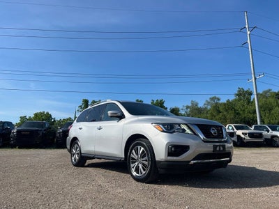2020 Nissan Pathfinder SL