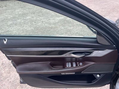 2016 BMW 7 Series 740i