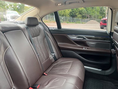 2016 BMW 7 Series 740i
