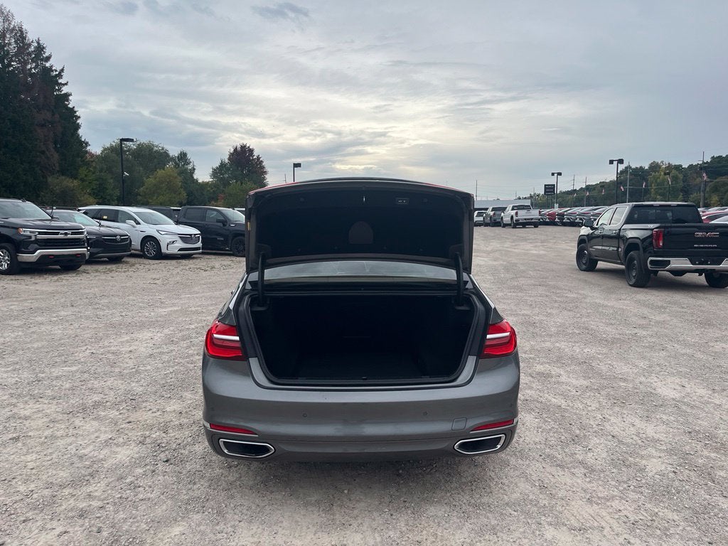 2016 BMW 7 Series 740i