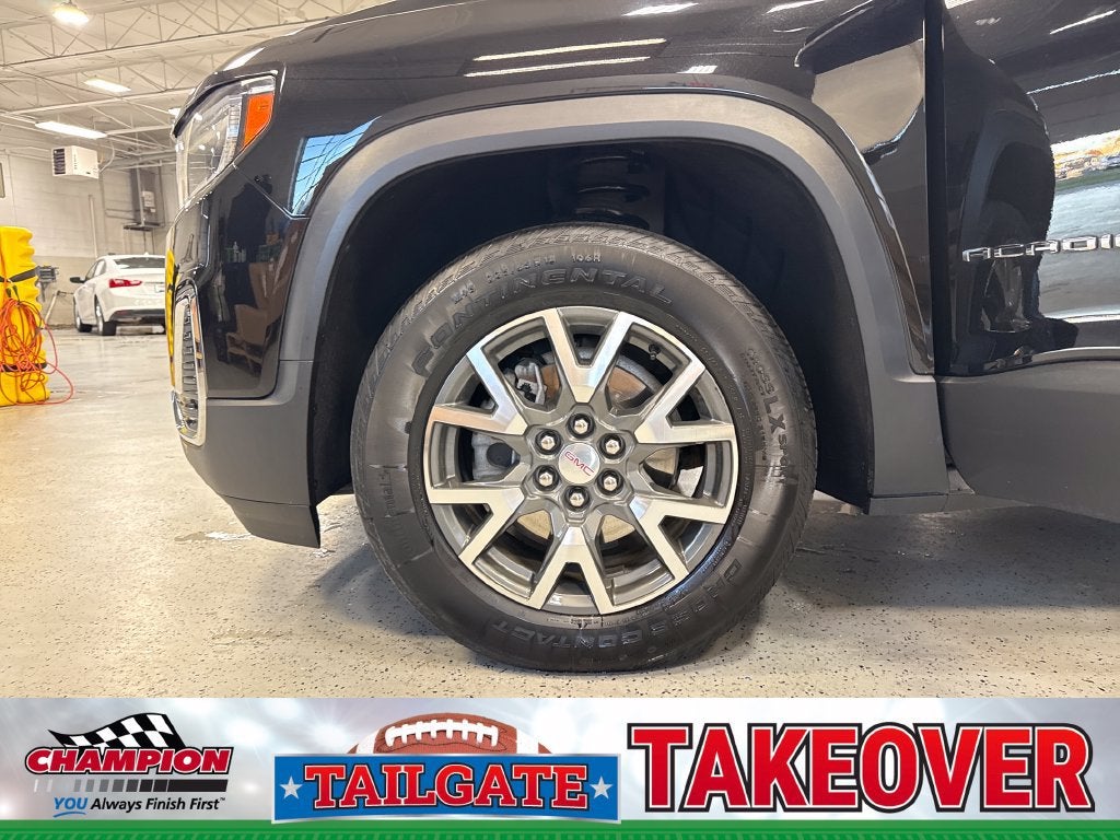 2023 GMC Acadia SLE
