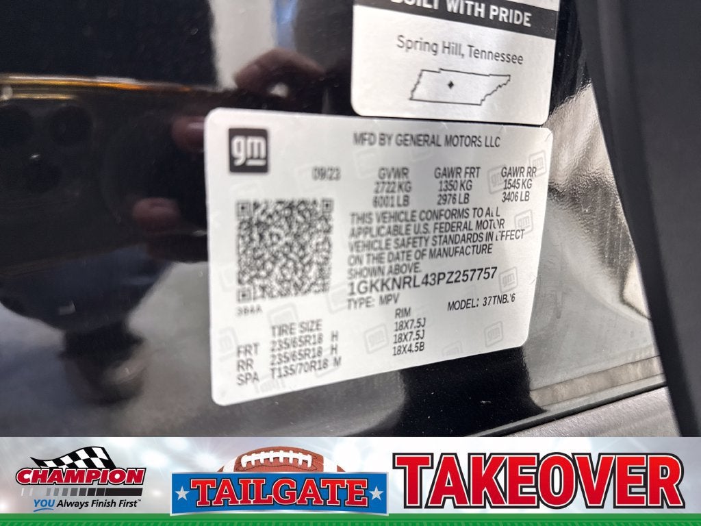2023 GMC Acadia SLE