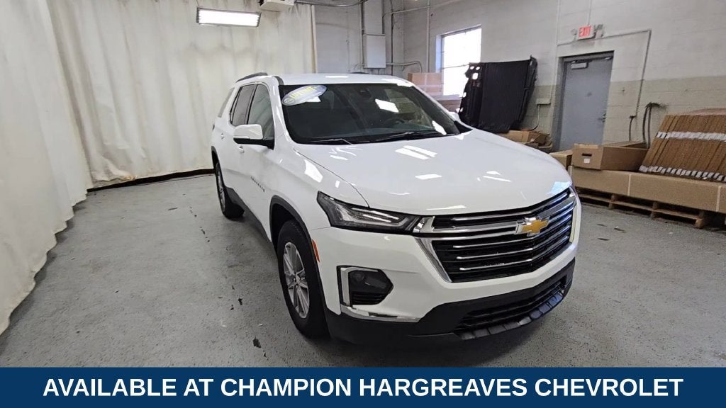 2023 Chevrolet Traverse LT Leather