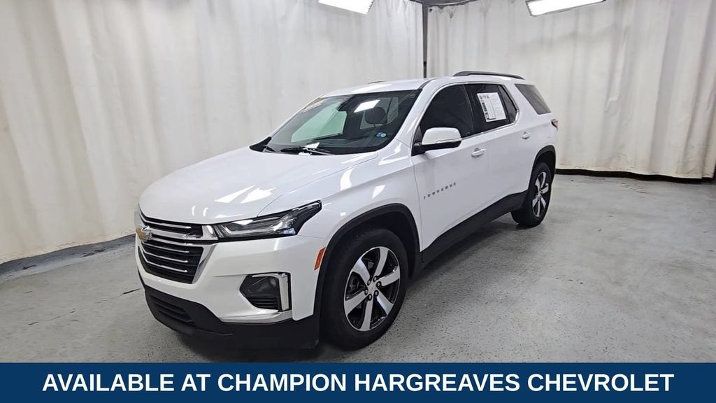 2023 Chevrolet Traverse LT Leather