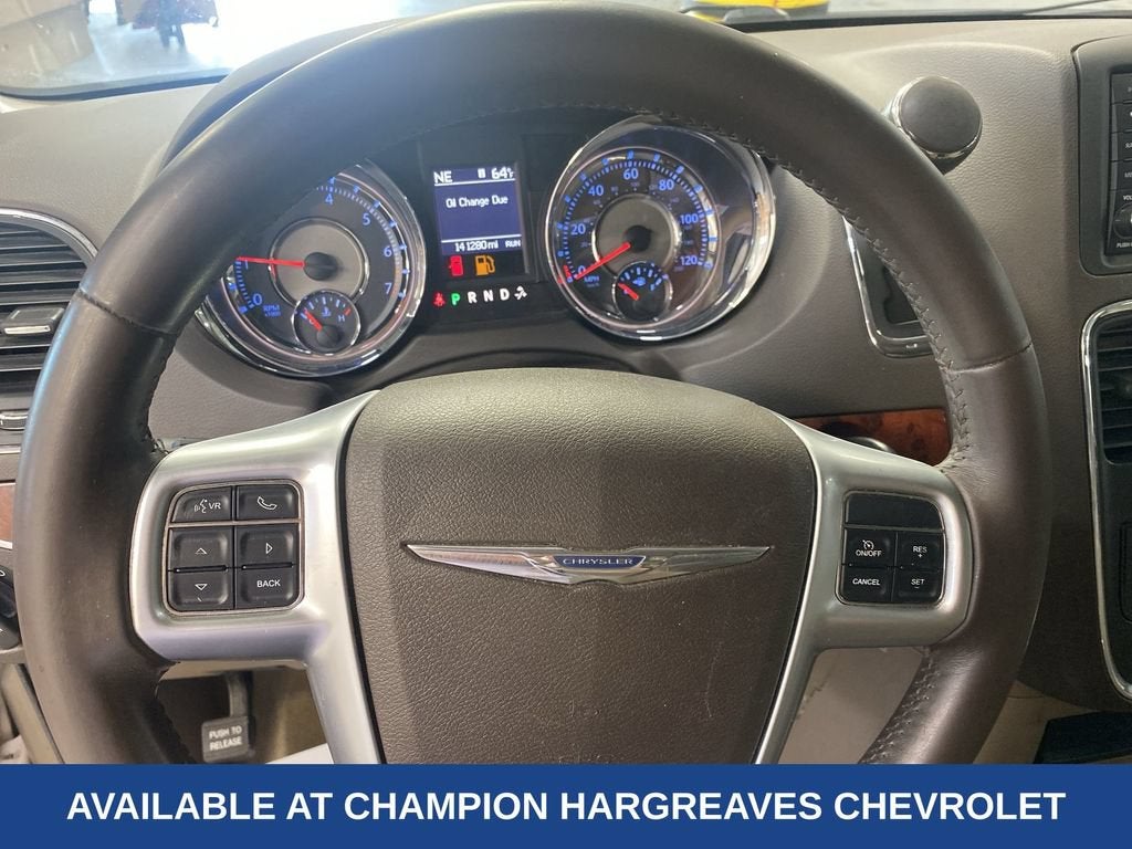 2013 Chrysler Town & Country Touring