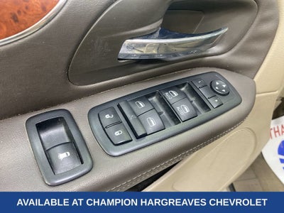 2013 Chrysler Town & Country Touring