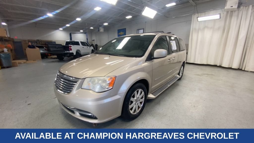 2013 Chrysler Town & Country Touring