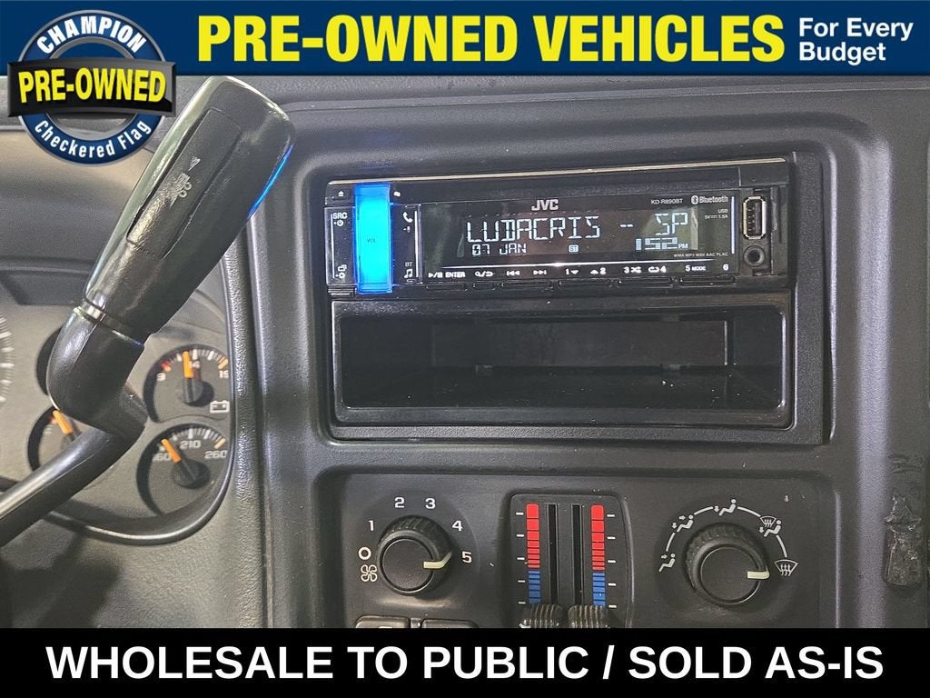 2004 Chevrolet Silverado 1500 LS