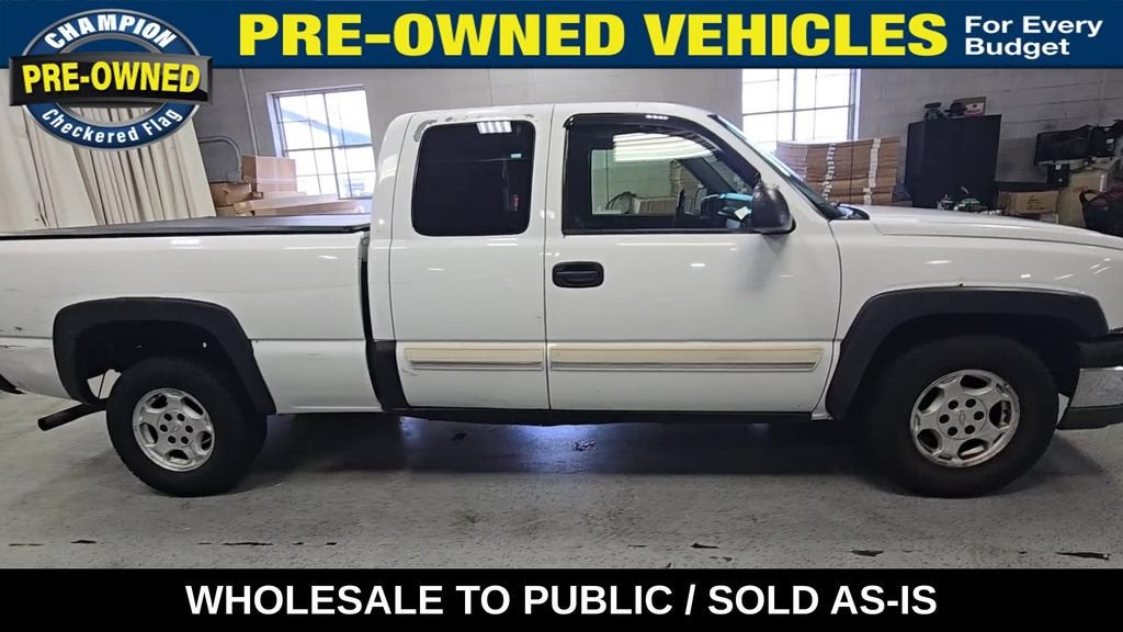 2004 Chevrolet Silverado 1500 LS