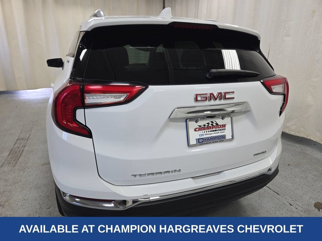 2024 GMC Terrain SLT
