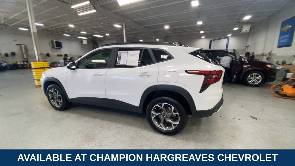 2025 Chevrolet Trax LT