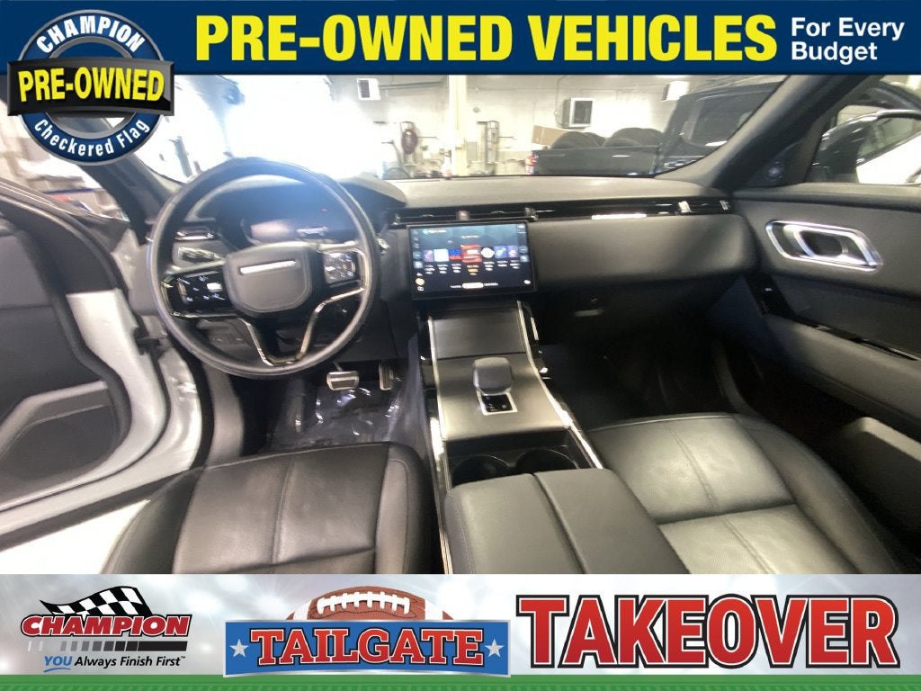 2025 Land Rover Range Rover Velar Dynamic SE