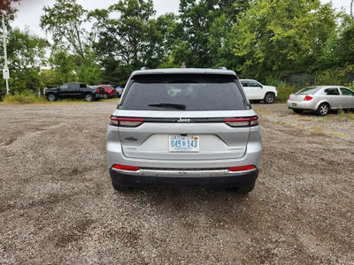 2024 Jeep Grand Cherokee Laredo 4x4