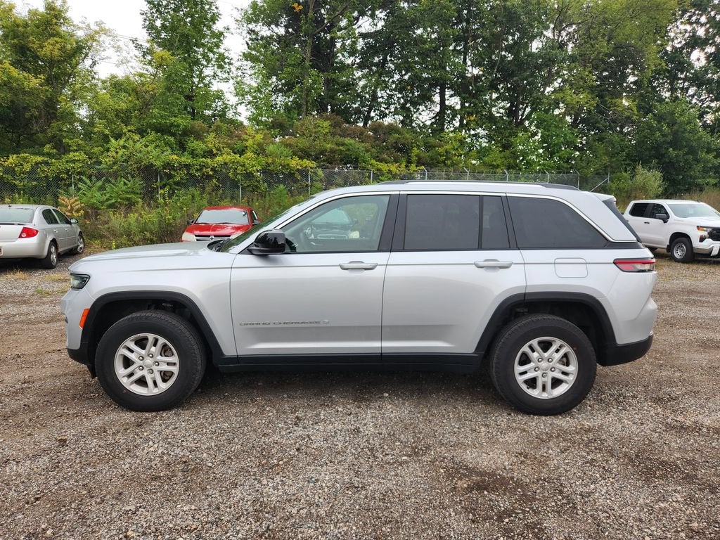 2024 Jeep Grand Cherokee Laredo 4x4