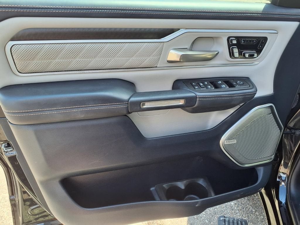 2025 RAM 1500 Tungsten Crew Cab 4x4 5'7" Box