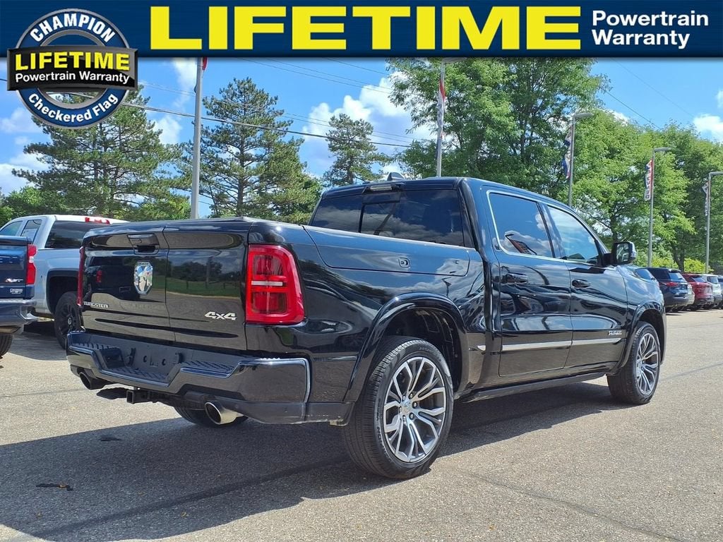 2025 RAM 1500 Tungsten Crew Cab 4x4 5'7" Box