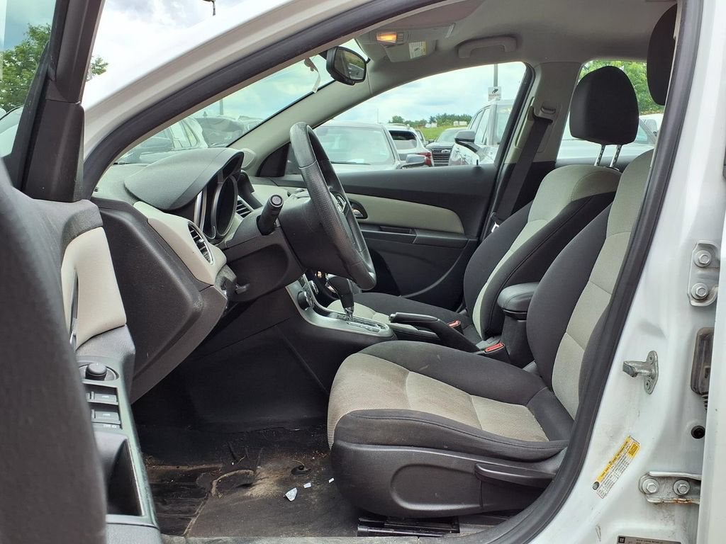 2013 Chevrolet Cruze LS