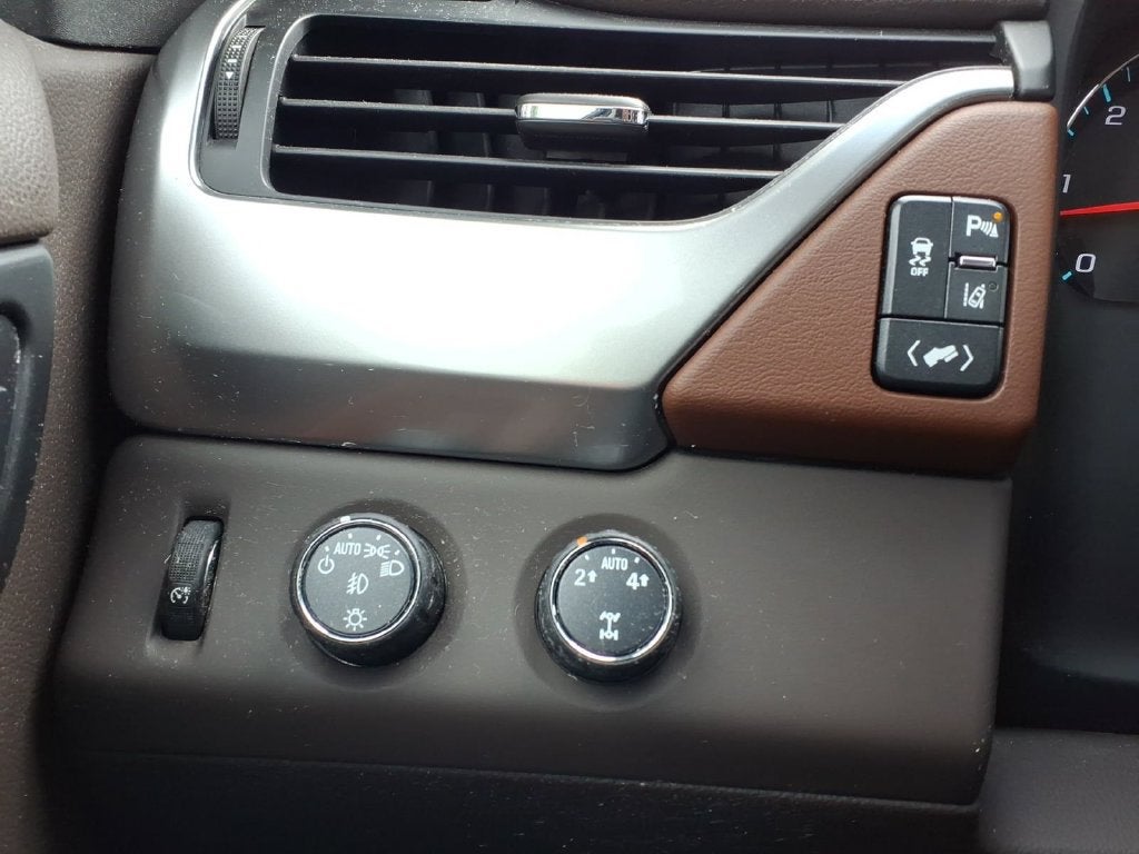 2015 Chevrolet Suburban LTZ